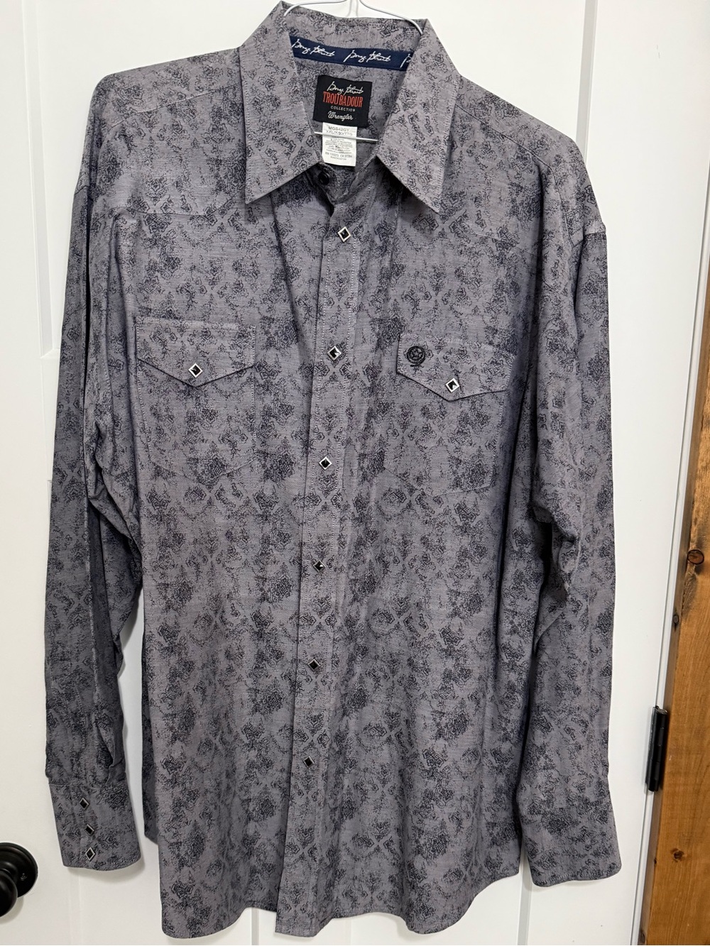 George Strait Men’s Gray Printed Long-Sleeve Button-Down Western Shirt